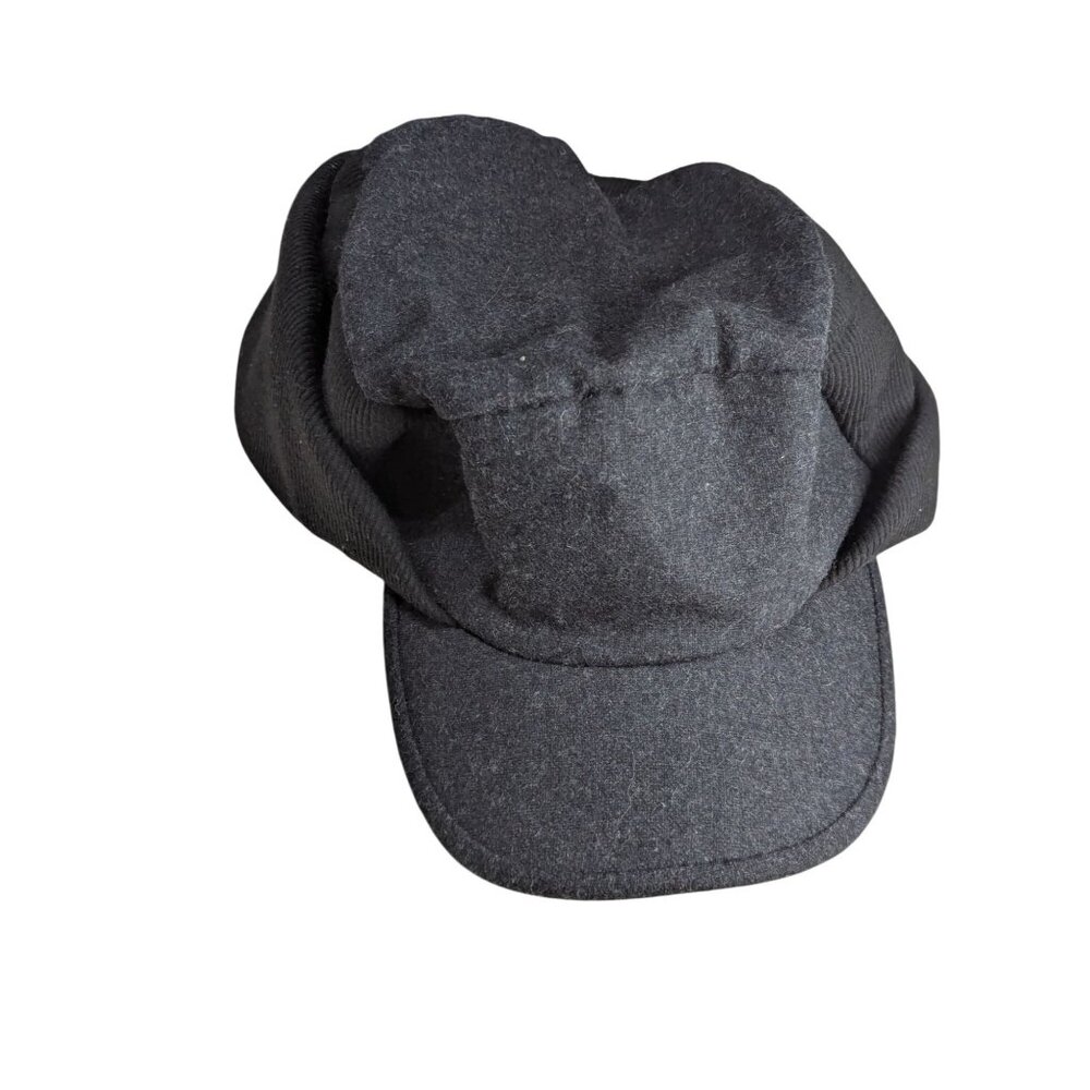 LAKE Of The ISLES Quilted Winter Cap W/ Ear Flaps Black L/XL Warm & Stylish